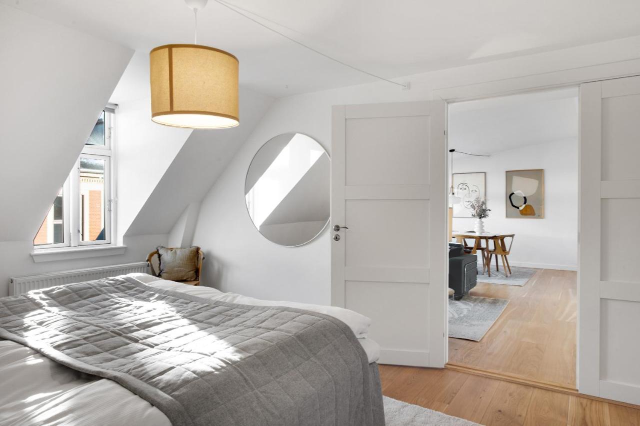 Appartement Sanders Leaves - Precious Two-bedroom Penthouse In Downtown Kopenhagen