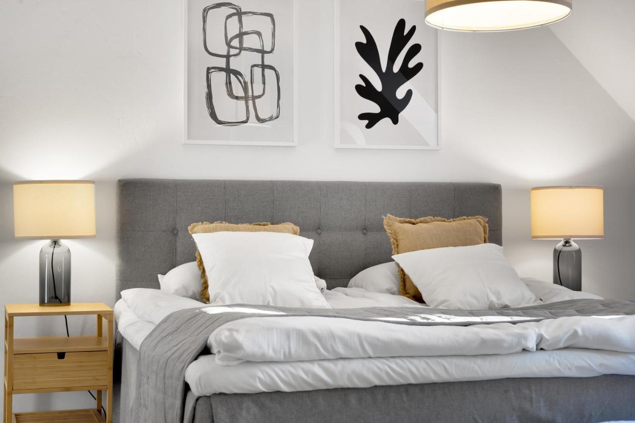 Sanders Leaves - Precious Two-bedroom Penthouse In Downtown Appartement